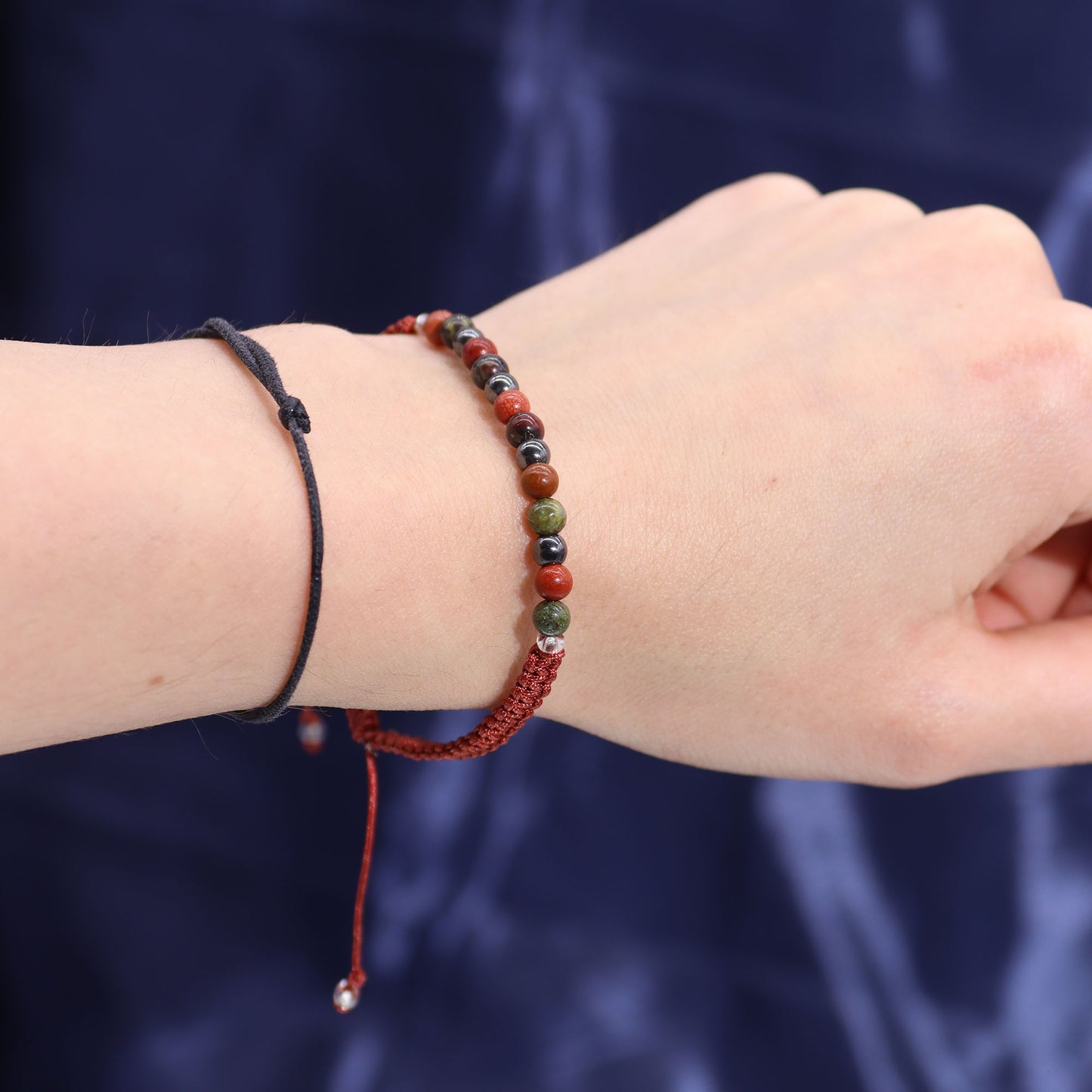 Aries Zodiac Crystal Candle & Gemstone Bracelet Set – Bold & Empowering Energy